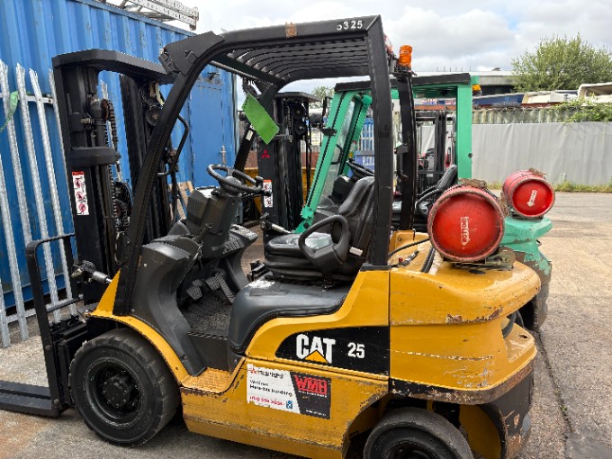 CaterpillarGP25N