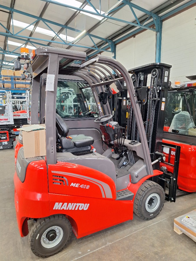 ManitouME418